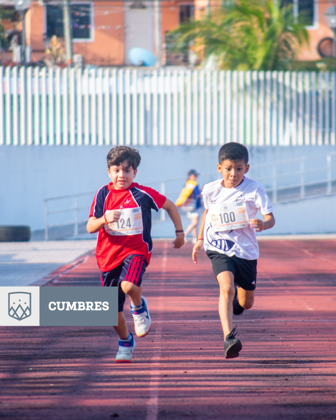 Alumnos de primaria Cumbres Veracruz participan en carrera de atletismo