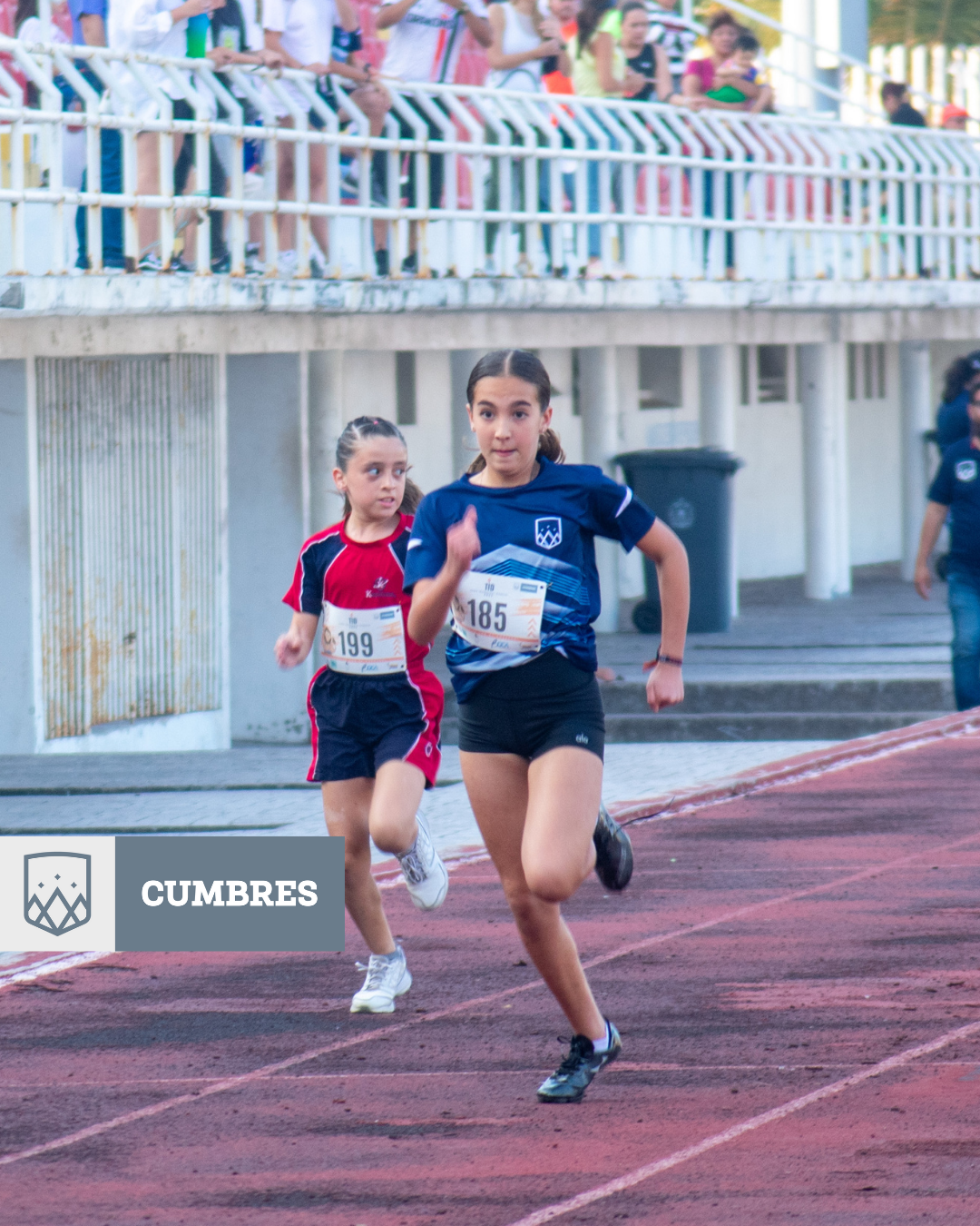 Alumnas de Cumbres Veracruz en carrera de atletismo